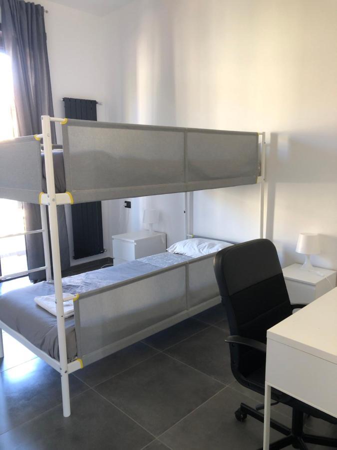 Hostel Torino Екстер'єр фото